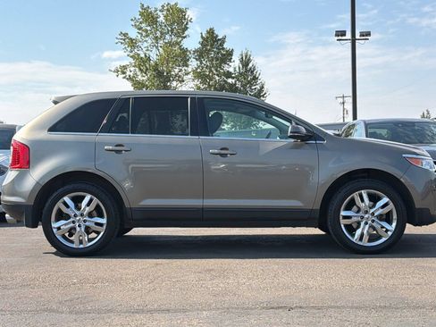 Used 2014 Ford Edge Limited w/ Equipment Group 302A AWD/4WD image 2