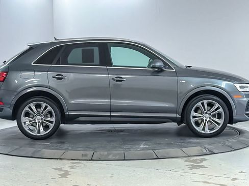 Used 2018 Audi Q3 2.0T Premium Plus w/ Premium Plus Package AWD/4WD image 8