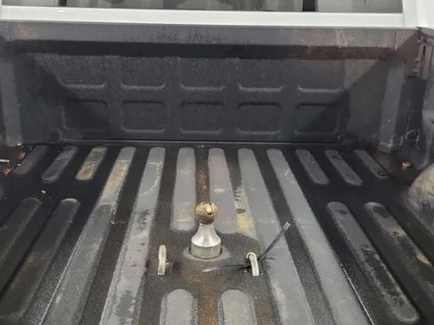 Used 2025 RAM 2500 Big Horn AWD/4WD image 15