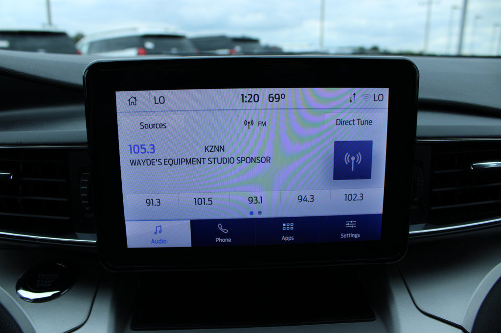 Used 2022 Ford Explorer XLT w/ Equipment Group 202A AWD/4WD image 41