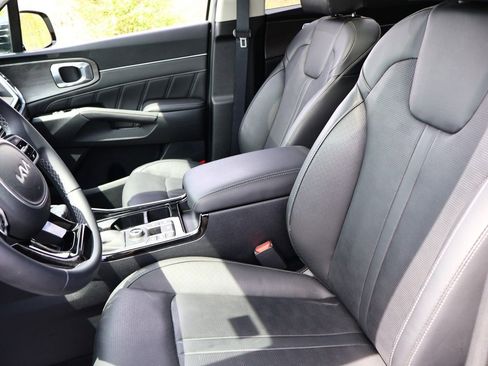 Used 2024 Kia Sorento SX image 18