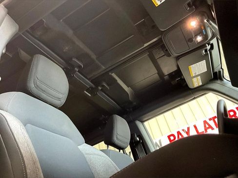 Used 2025 Ford Bronco Big Bend image 14