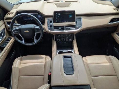 Used 2022 Chevrolet Tahoe Premier AWD/4WD image 25