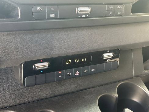 Used 2021 Mercedes-Benz Sprinter 4500 image 18