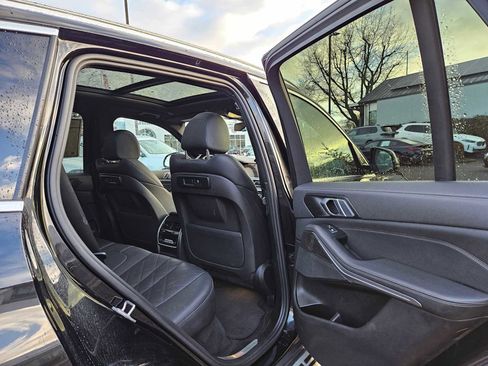 Used 2023 BMW X5 xDrive40i image 14