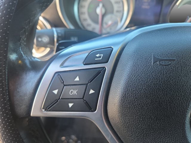 Used 2016 Mercedes-Benz SLK 300 image 19