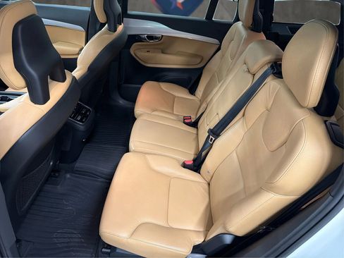 Used 2017 Volvo XC90 T6 Momentum w/ Vision Package AWD/4WD image 45
