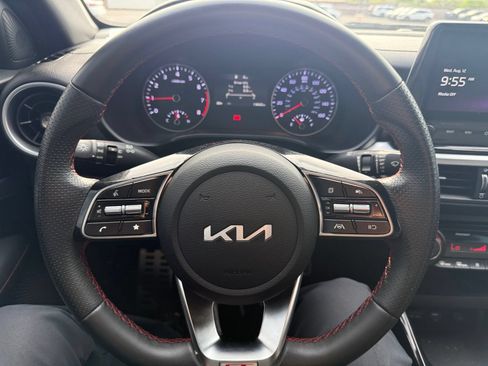 Used 2024 Kia Forte GT FWD image 17