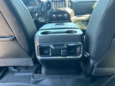 Certified 2020 GMC Sierra 1500 AT4 w/ Off-Road Performance Package AWD/4WD image 32