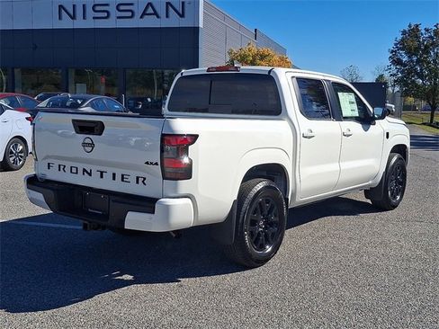 New 2026 Nissan Frontier SV w/ Tow Package image 7
