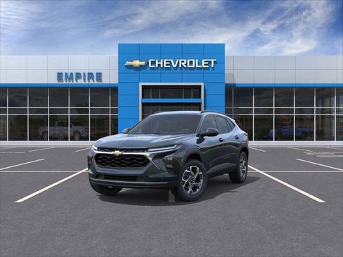 New 2026 Chevrolet Trax LT image 8