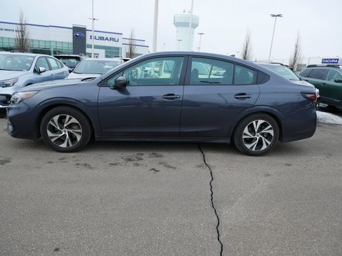 Used 2024 Subaru Legacy Premium image 4