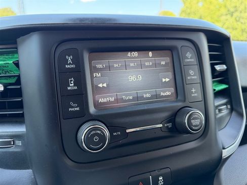 Used 2019 RAM 2500 Big Horn AWD/4WD image 26