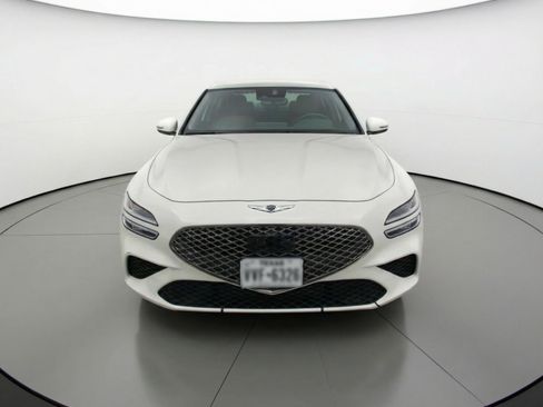 Used 2025 Genesis G70 2.5T image 2