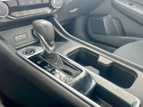 Used 2023 Nissan Sentra SV image 14