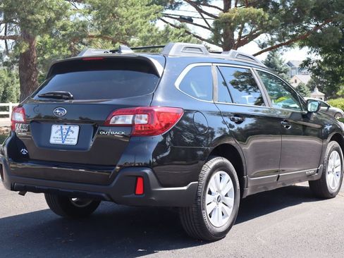 Used 2018 Subaru Outback 2.5i Premium AWD/4WD image 5