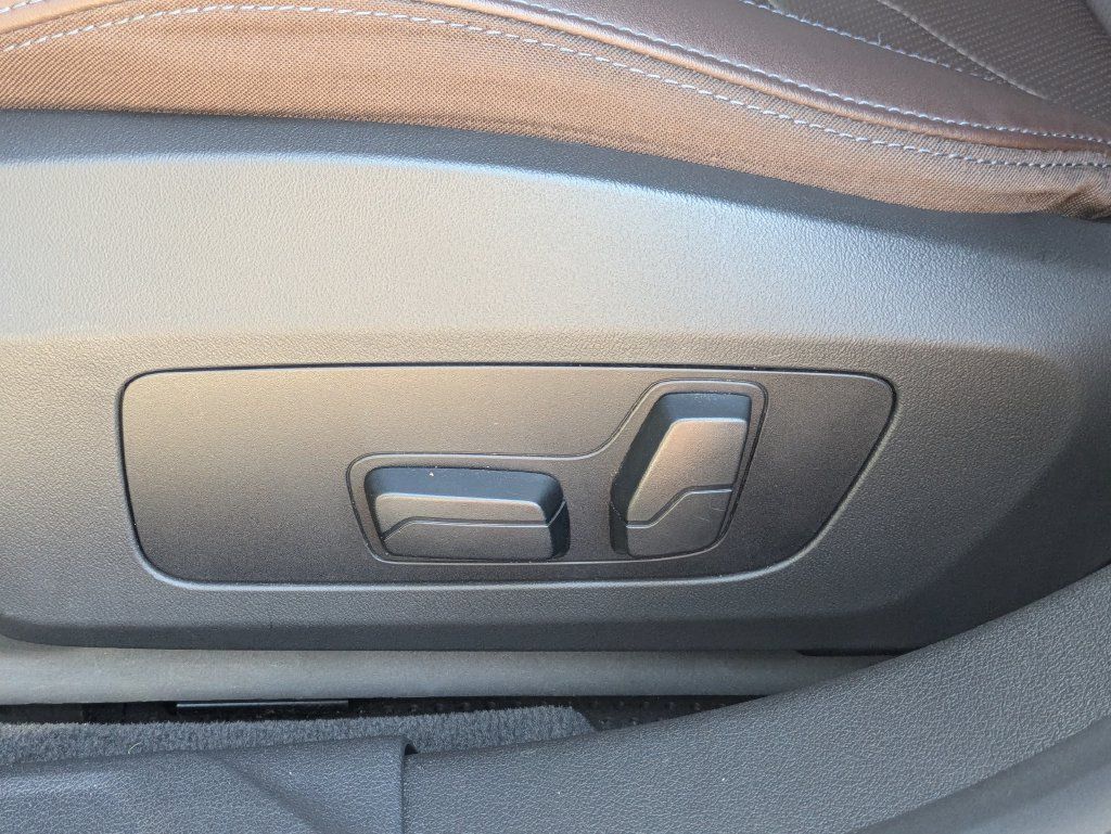 Used 2025 BMW 228i xDrive AWD/4WD image 12