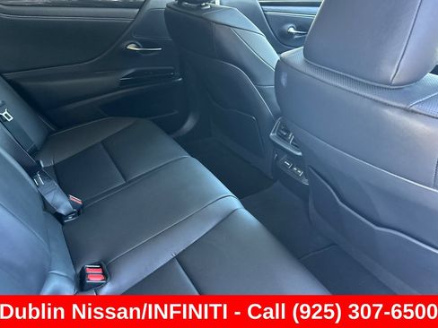 Used 2024 Lexus ES 350 w/ Accessory Package (Z2) FWD image 18