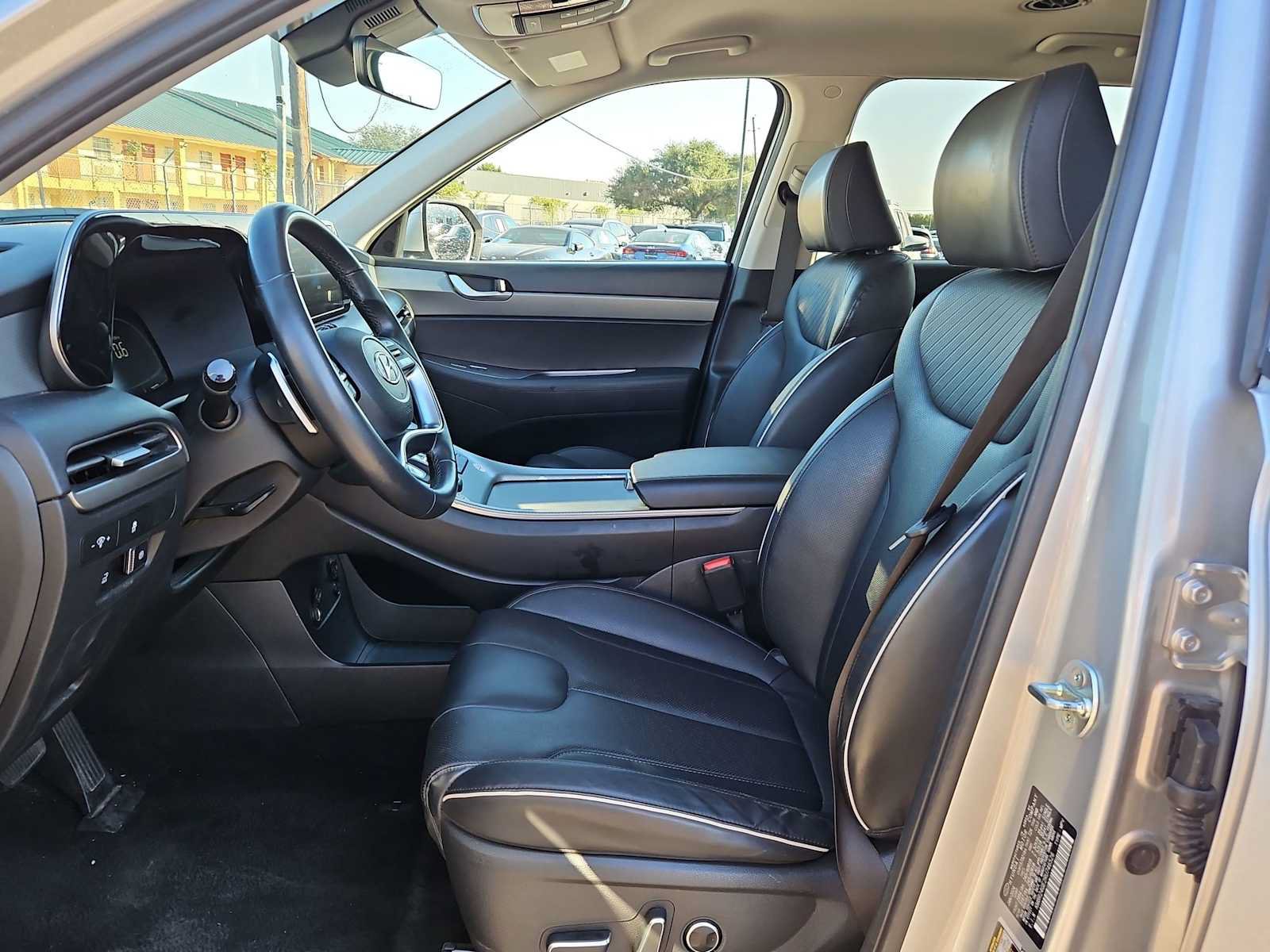 Used 2024 Hyundai Palisade SEL FWD image 9