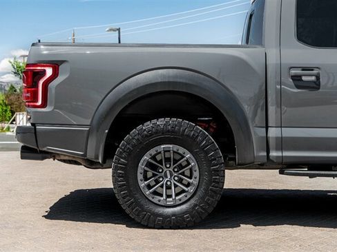 Used 2020 Ford F150 Raptor w/ Equipment Group 802A Luxury AWD/4WD image 12