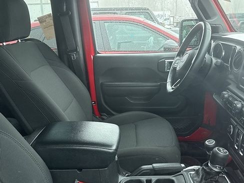 Used 2021 Jeep Wrangler Sport w/ Safety Group image 16