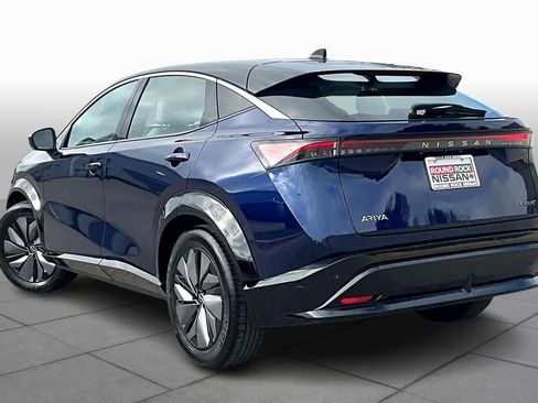 Used 2023 Nissan Ariya FWD image 11