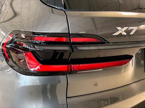 New 2026 BMW X7 xDrive40i w/ M Sport Package image 14
