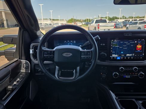 Used 2026 Ford F250 Platinum w/ Tremor Off-Road Package AWD/4WD image 30