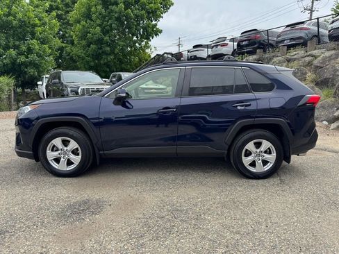 Used 2019 Toyota RAV4 XLE w/ All Weather Liner Package AWD/4WD image 3