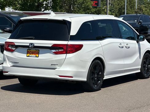 Used 2023 Honda Odyssey Sport image 4