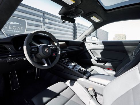 Used 2025 Porsche 911 Carrera 4 GTS w/ Premium Package image 2