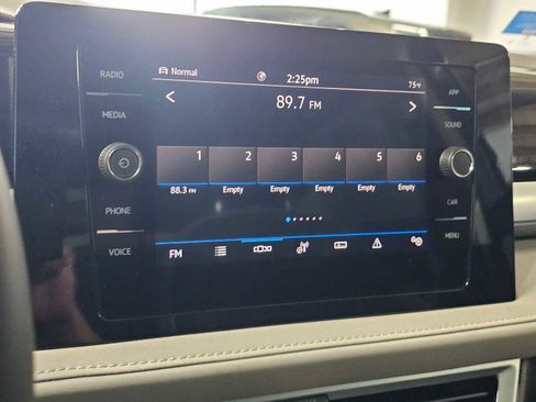 New 2025 Volkswagen Taos SE image 26