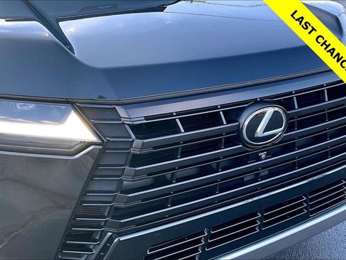 Used 2024 Lexus GX 550 550 Overtrail image 28