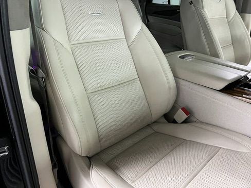 Certified 2023 Cadillac Escalade Sport Platinum image 19