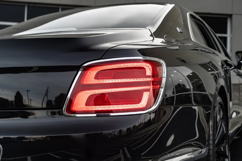 Used 2020 Bentley Flying Spur W12 AWD/4WD image 19