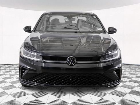 Used 2026 Volkswagen Jetta Sport FWD image 9