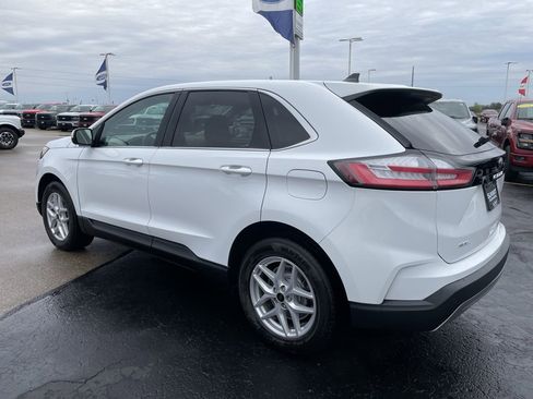 Used 2023 Ford Edge SEL image 5