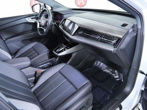 Used 2022 Audi Q4 e-tron Premium Plus w/ Premium Plus AWD/4WD image 11