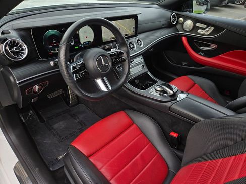 Used 2022 Mercedes-Benz E 450 4MATIC Cabriolet image 11