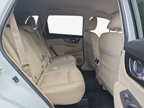 Used 2019 Nissan Rogue SV w/ Premium Package AWD/4WD image 36