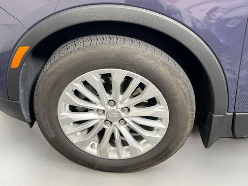 Used 2024 Cadillac XT4 Luxury image 13