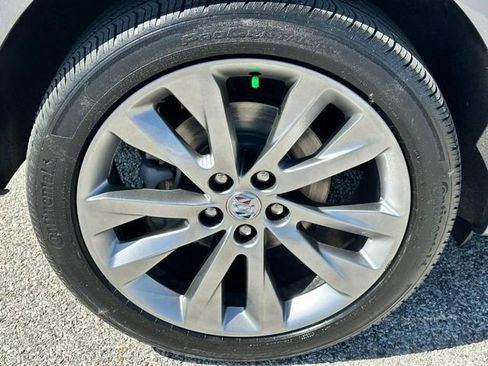 Used 2023 Buick Envision Avenir AWD/4WD image 6