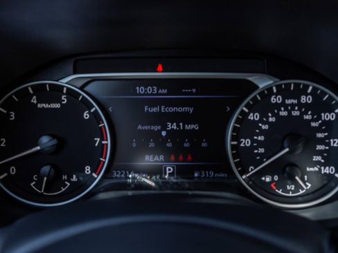 Used 2025 Nissan Altima 2.5 SV image 27