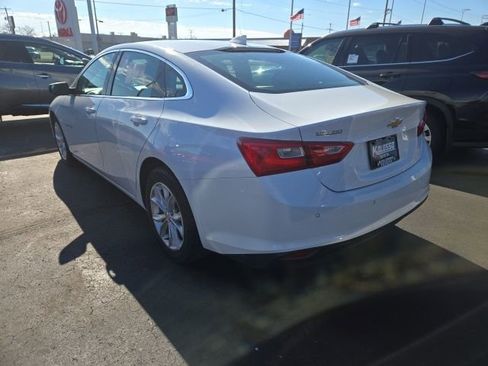 Used 2024 Chevrolet Malibu LT image 4