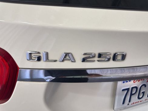 Used 2016 Mercedes-Benz GLA 250 4MATIC image 13