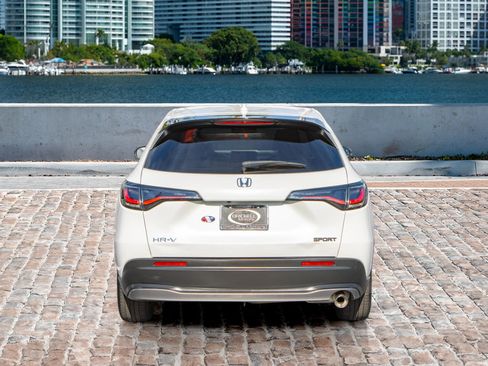 Certified 2023 Honda HR-V Sport image 6