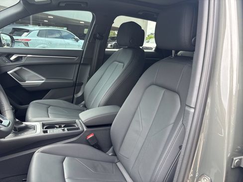 Certified 2025 Audi Q3 2.0T Premium Plus AWD/4WD image 13