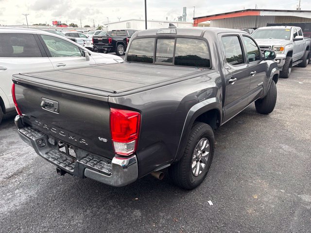 Used 2017 Toyota Tacoma SR5 w/ Tow Package RWD image 6