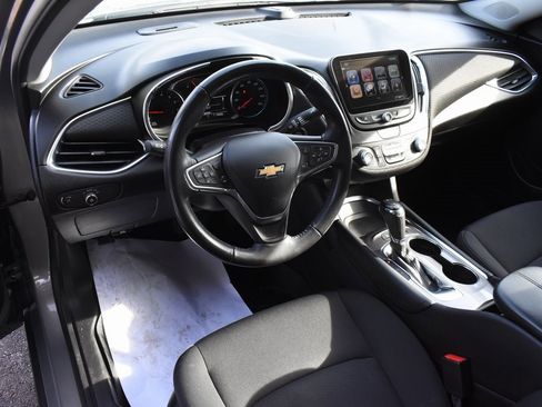 Used 2018 Chevrolet Malibu LT w/ Driver Confidence Package image 22