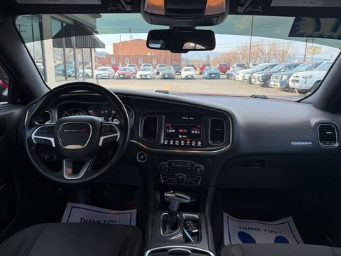 Used 2017 Dodge Charger R/T image 14